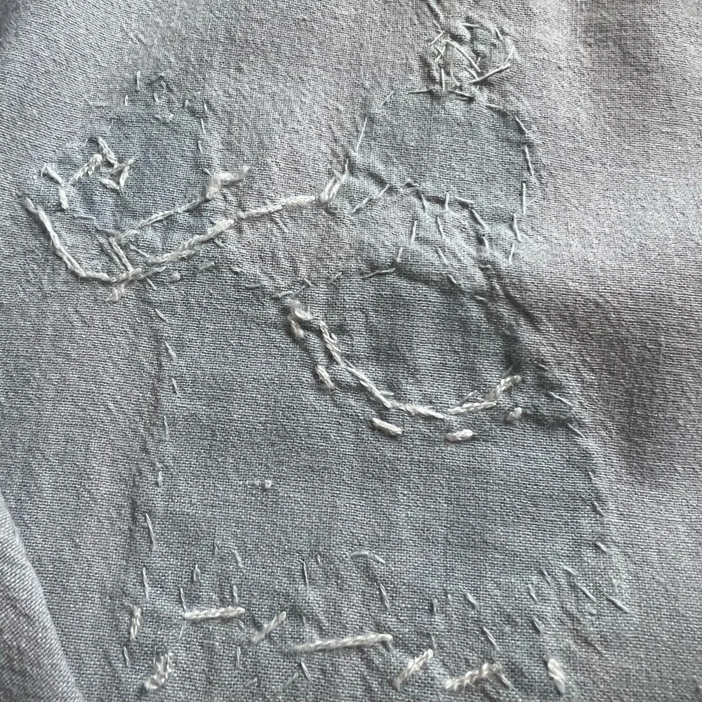Passports Of Pier 1 Imports Vintage Chambray Button Up Animal Appliqués Size S - Picture 15 of 15